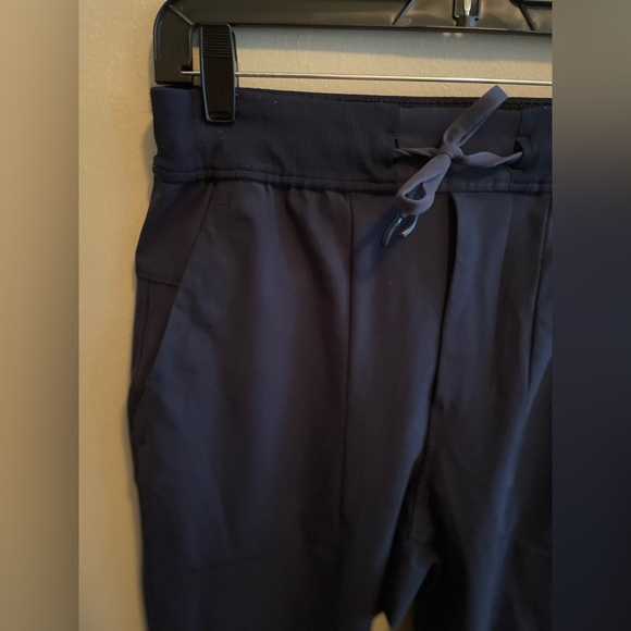 LULULEMON ABC JOGGERS FIRST RELEASE NAVY BLUE M medium MENS Great CONDITION - Picture 4 of 8